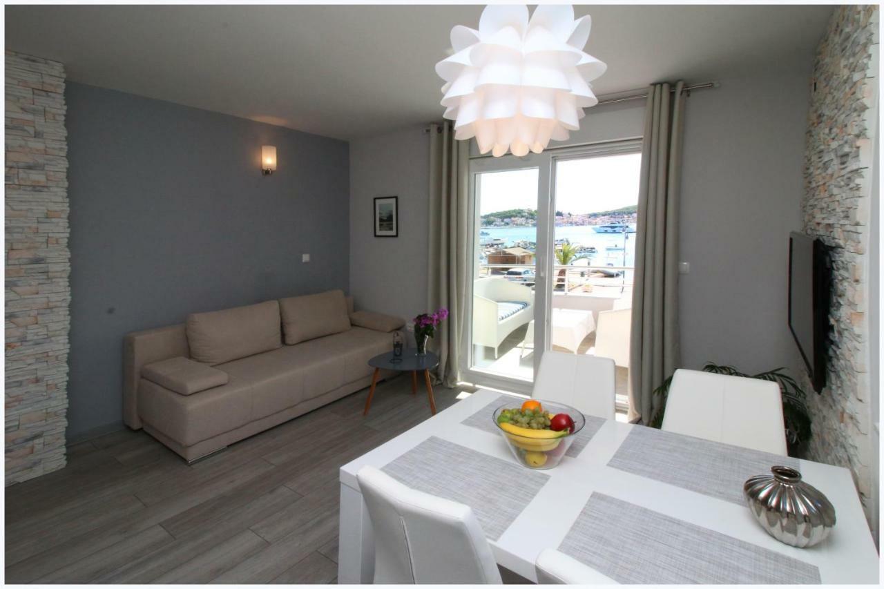 Apartments Silver Beauty Rogoznica  Bagian luar foto